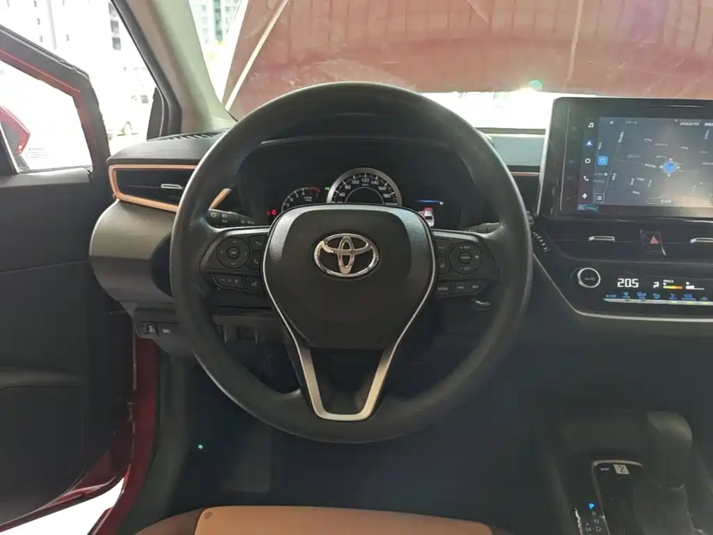 Toyota Corolla 2021 — фото 11