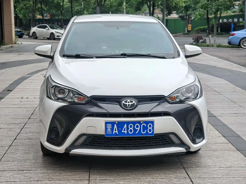 Toyota Yaris L 2019 — фото 2