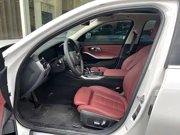 BMW 3 Series 2021