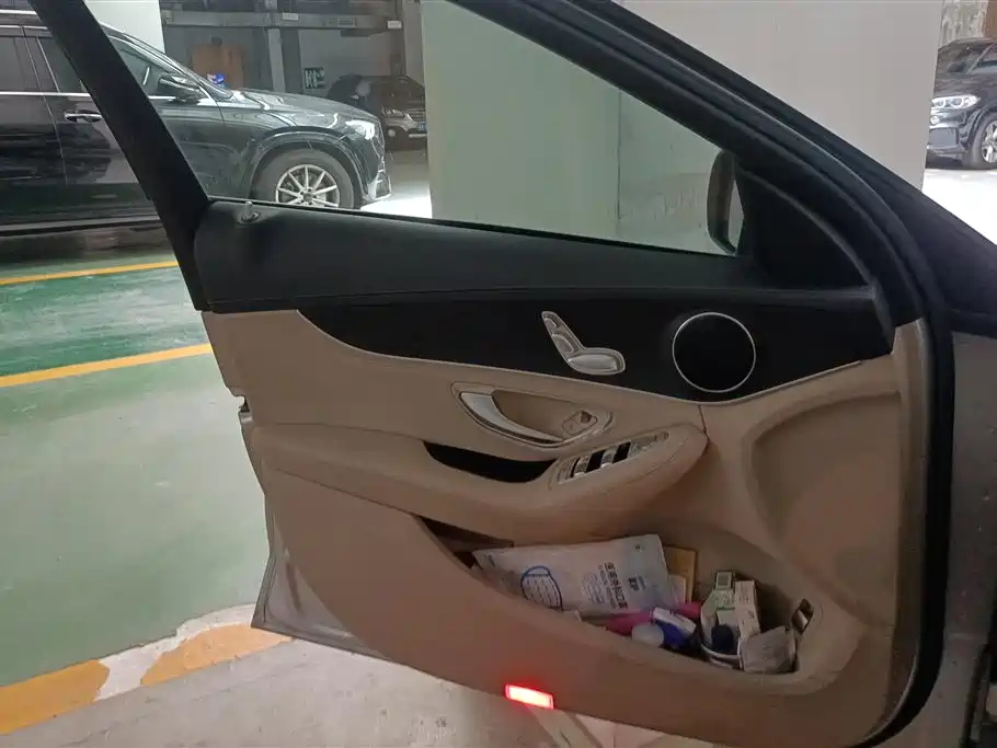 Mercedes-Benz C-Class 2015