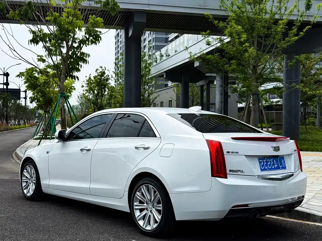 Cadillac ATS-L 2019 — фото 17