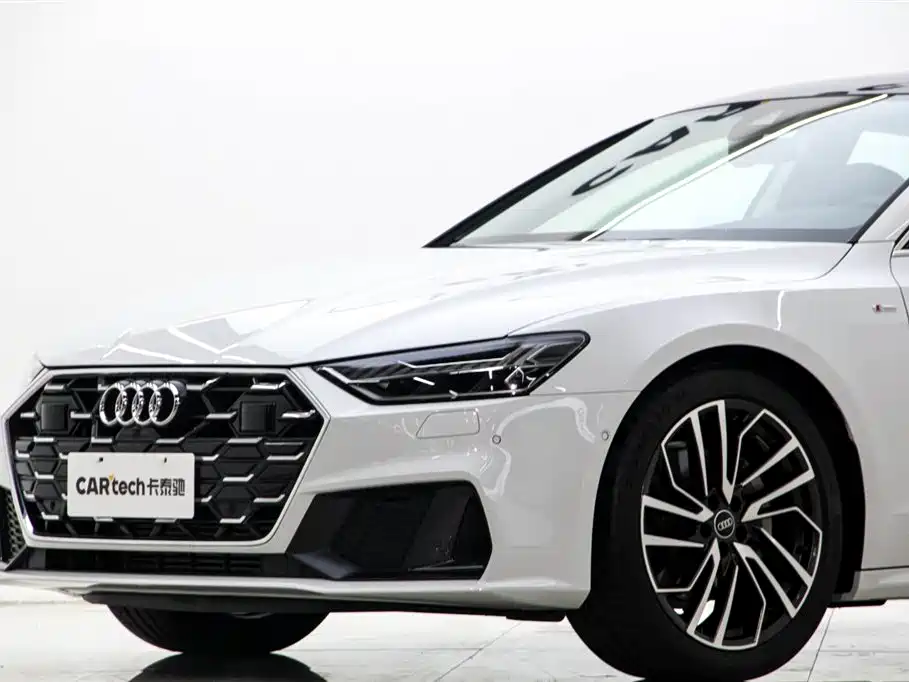 Audi A7 2025 — фото 31