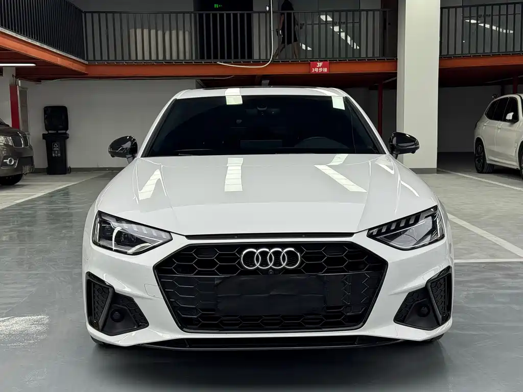 Audi A4L 2023