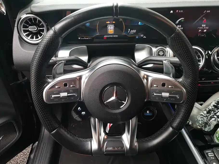 Mercedes-Benz GLB AMG 2023 — фото 15