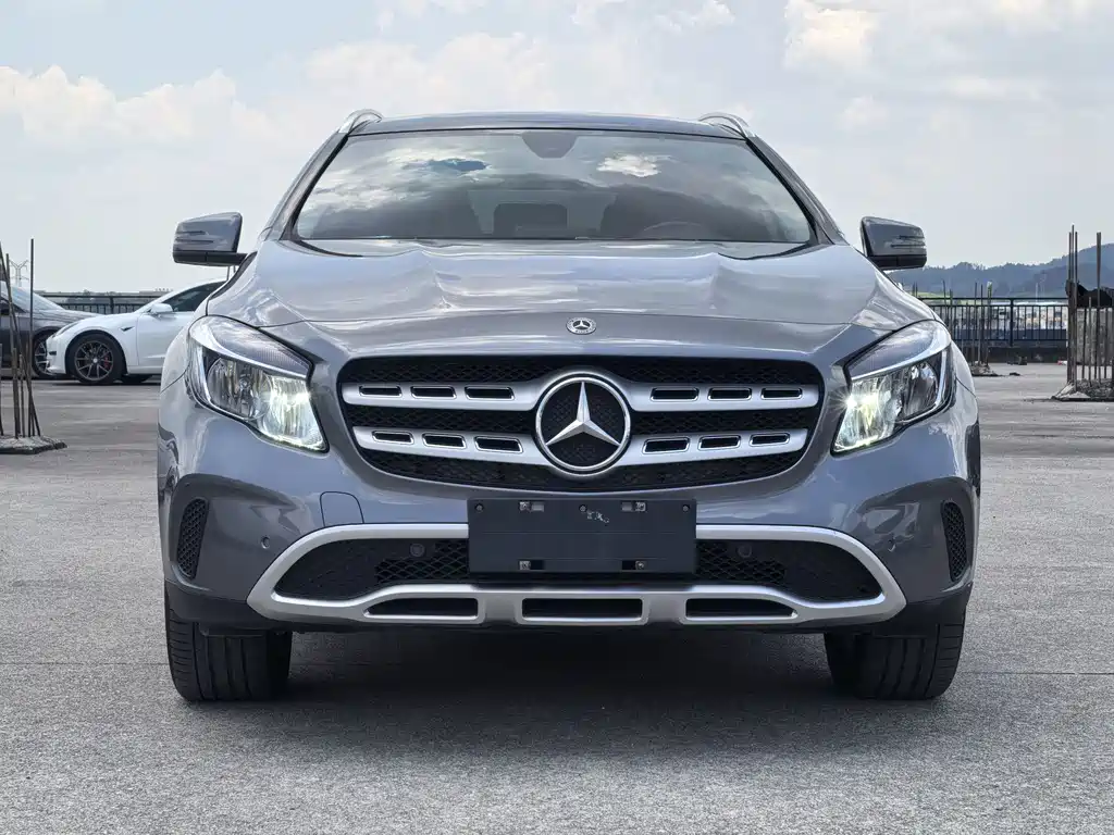 Mercedes-Benz GLA 2018