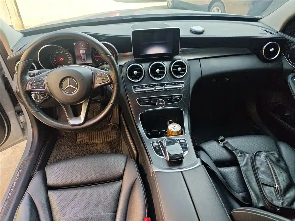 Mercedes-Benz C-Class 2018 — фото 10