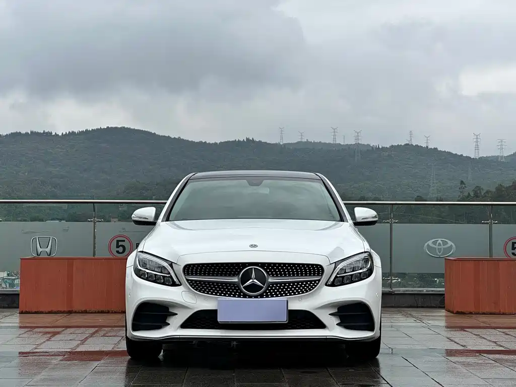 Mercedes-Benz C-Class 2020 — фото 2