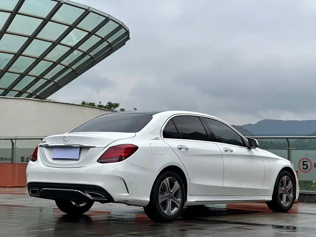 Mercedes-Benz C-Class 2020 — фото 15