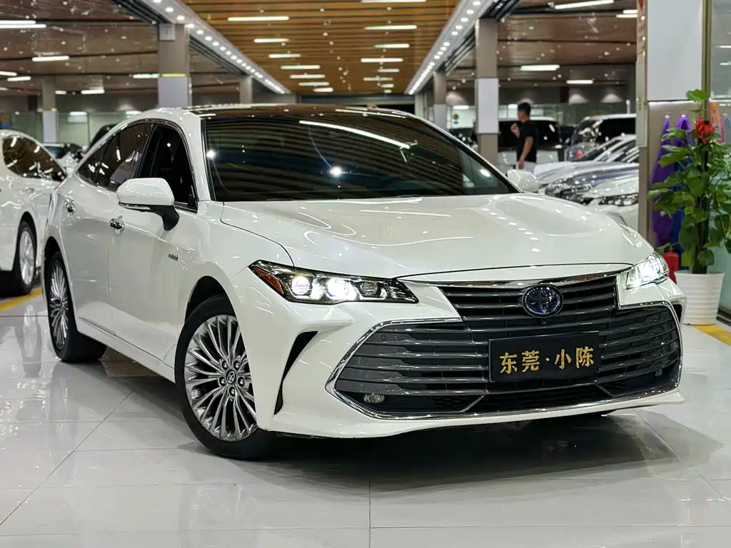 Toyota Avalon 2020 — фото 3