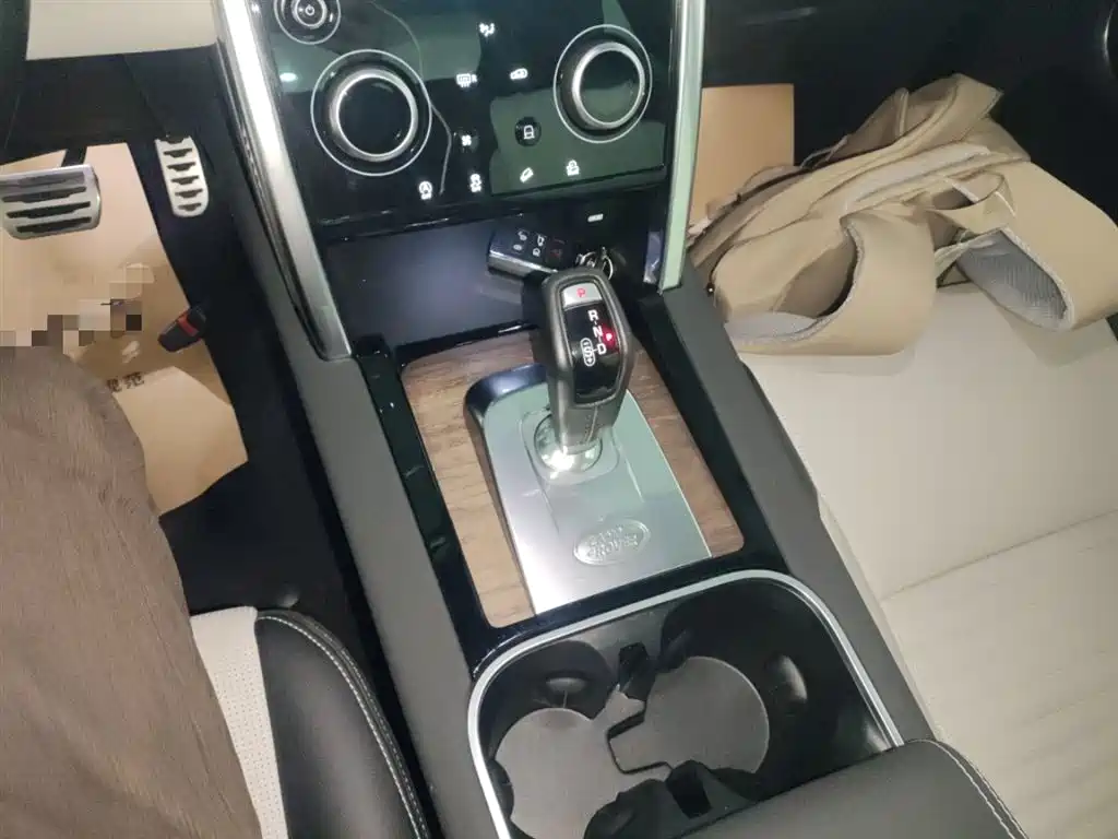 Land Rover Discovery Sport 2020 — фото 14