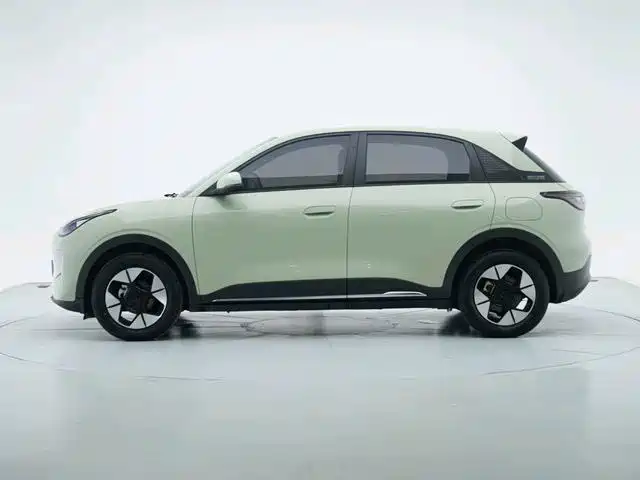 Geely Galaxy Starwish 2025 — фото 8
