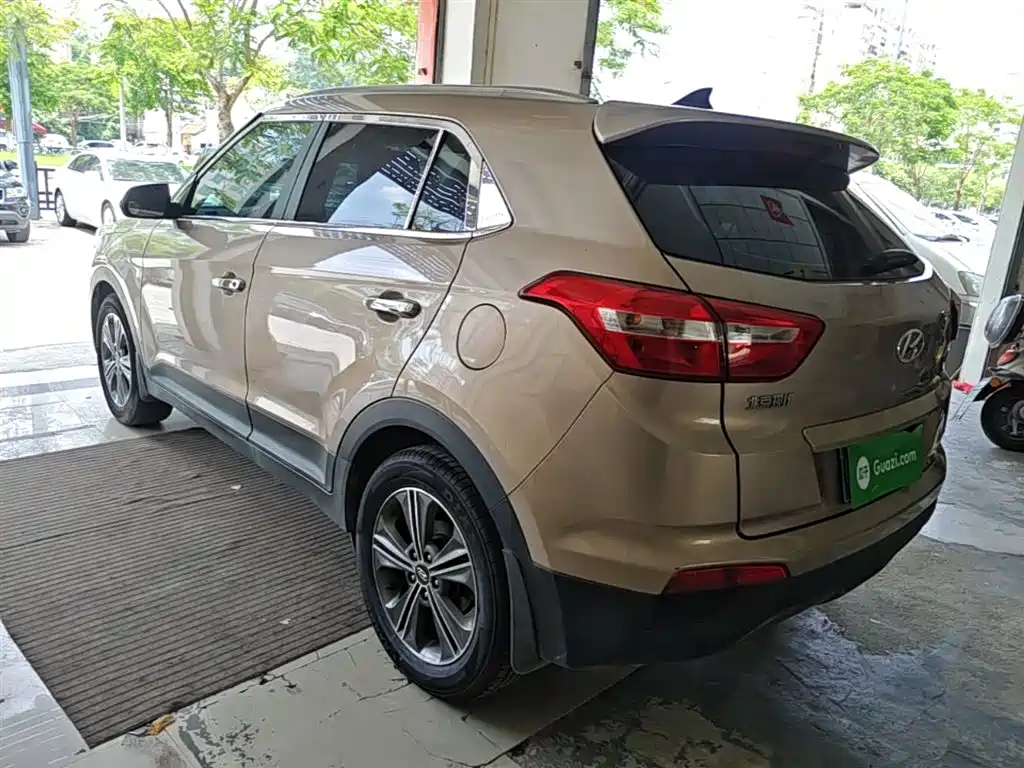 Hyundai ix25 2016 — фото 5