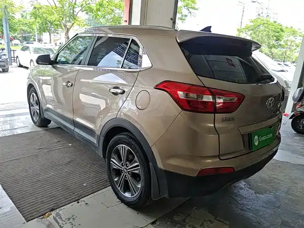 Hyundai ix25 2015