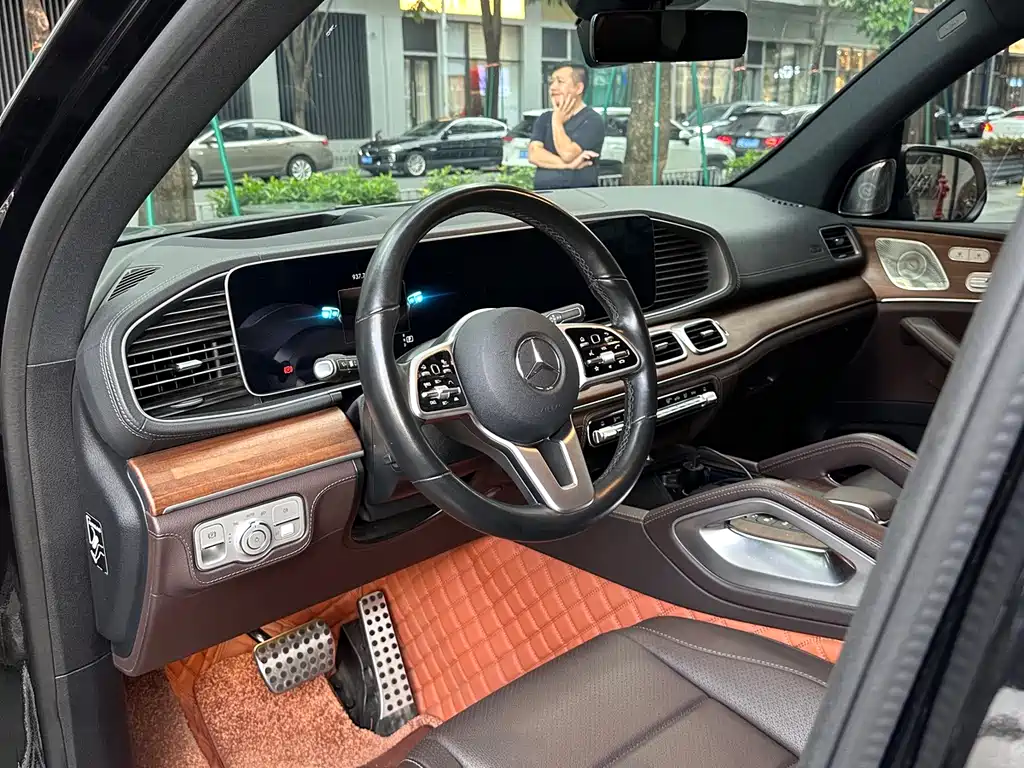 Mercedes-Benz GLS 2022