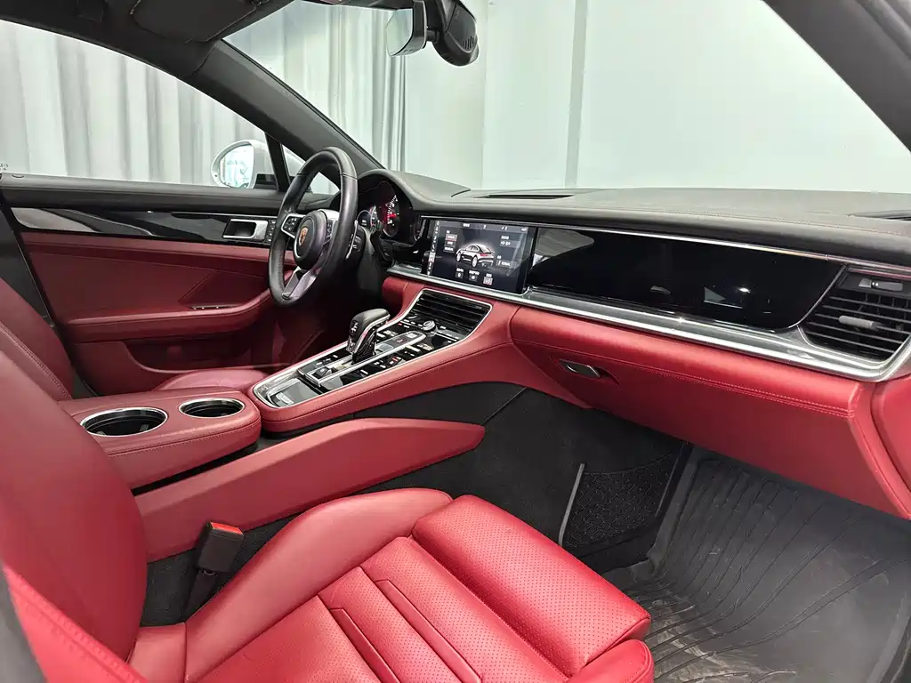 Porsche Panamera 2018 — фото 41