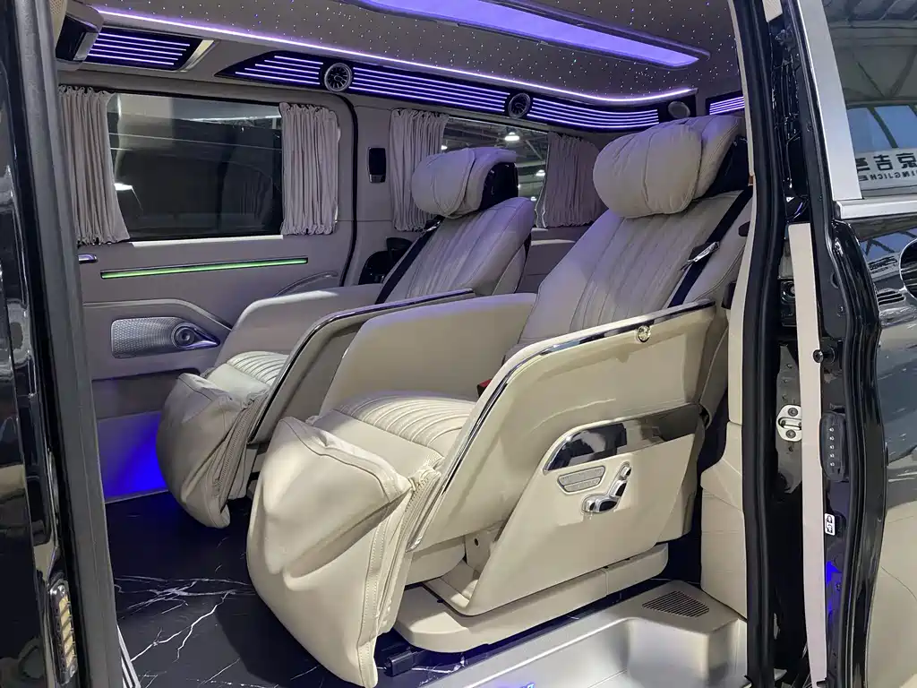 Mercedes-Benz Vito 2023 — фото 10