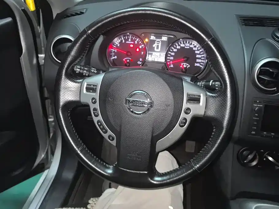 Nissan Qashqai 2015 — фото 15