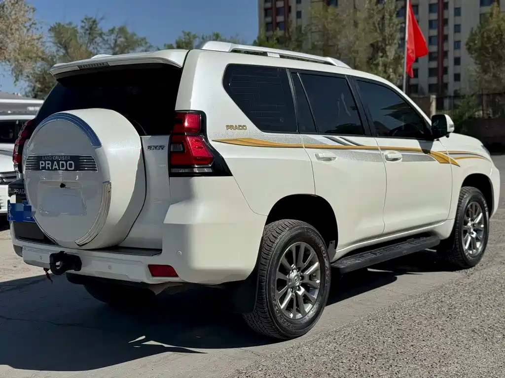 Toyota Prado 2019 — фото 9