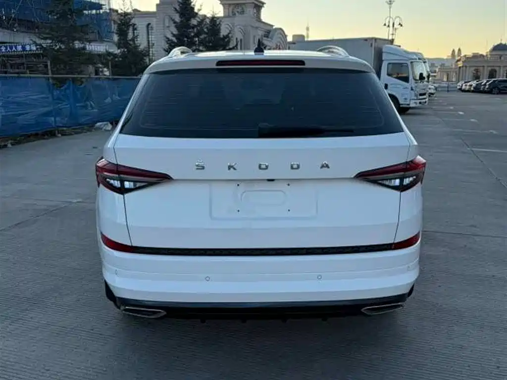 Skoda Kodiaq 2022 — фото 8