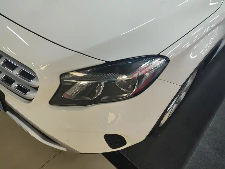 Mercedes-Benz GLA 2017