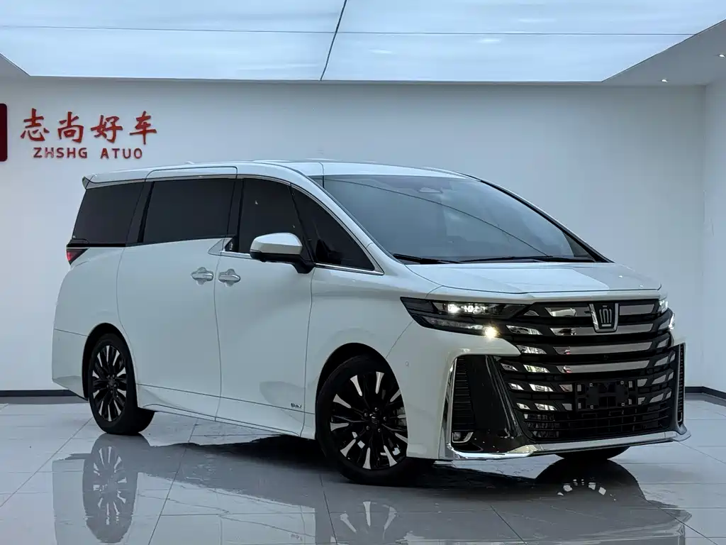 Toyota Vellfire 2024 — фото 3