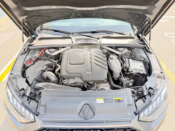 Audi A4L 2024