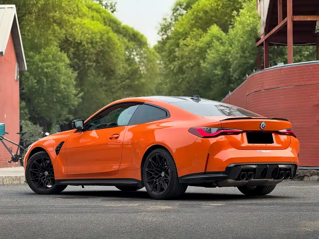BMW M4 2023 — фото 4