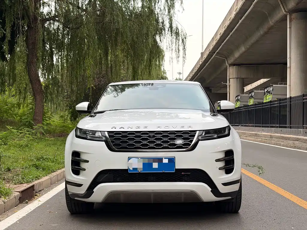 Land Rover Evoque 2023 — фото 2
