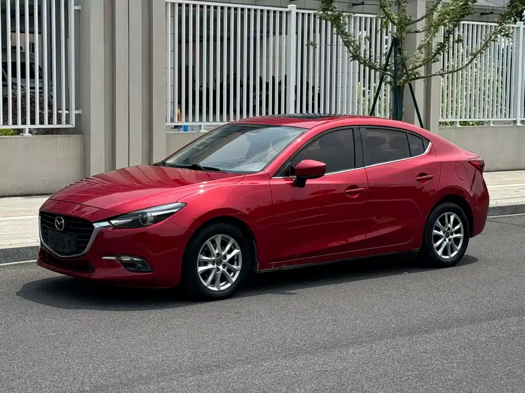 Mazda 3 Axela 2017 — фото 1