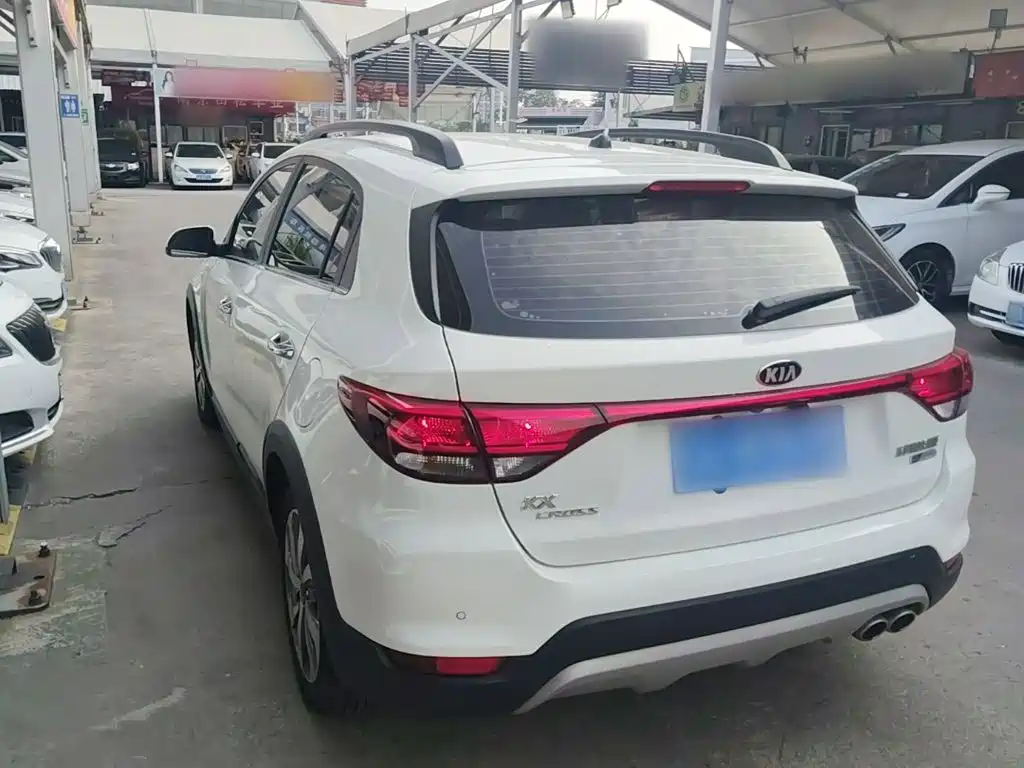 Kia KX Cross 2019 — фото 5