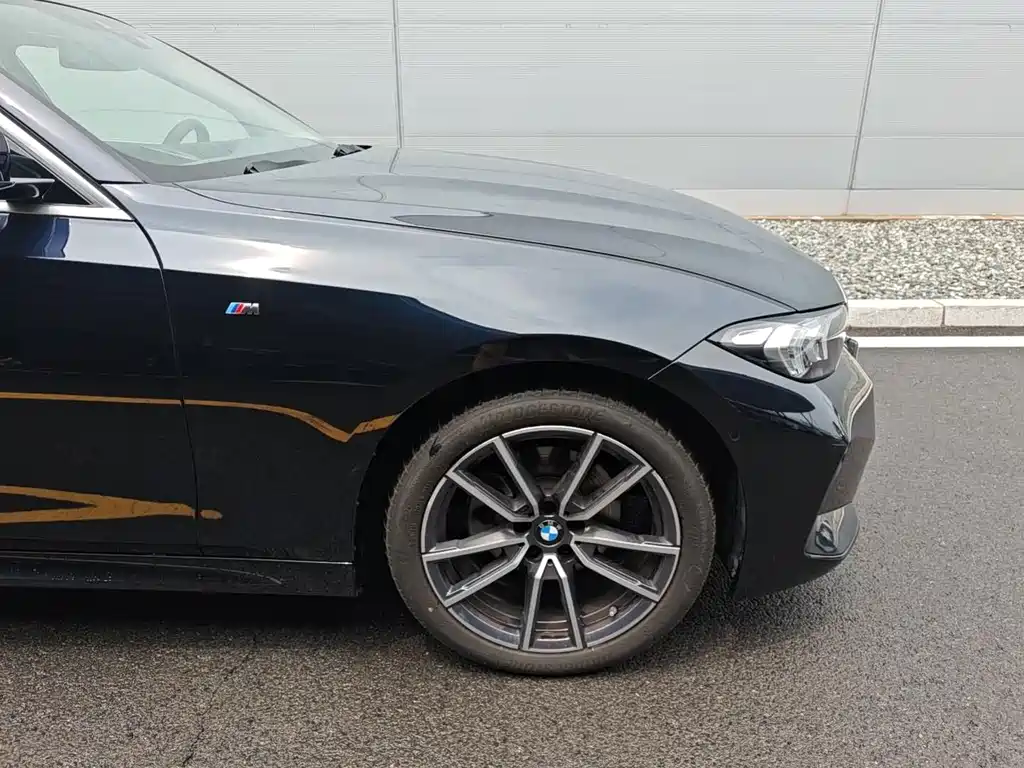 BMW 3 Series 2025