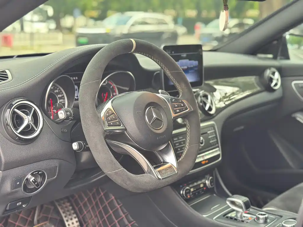 Mercedes-Benz CLA AMG 2019 — фото 17