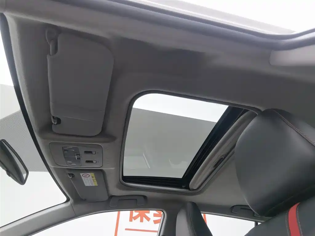 Toyota Yaris L 2021 — фото 14