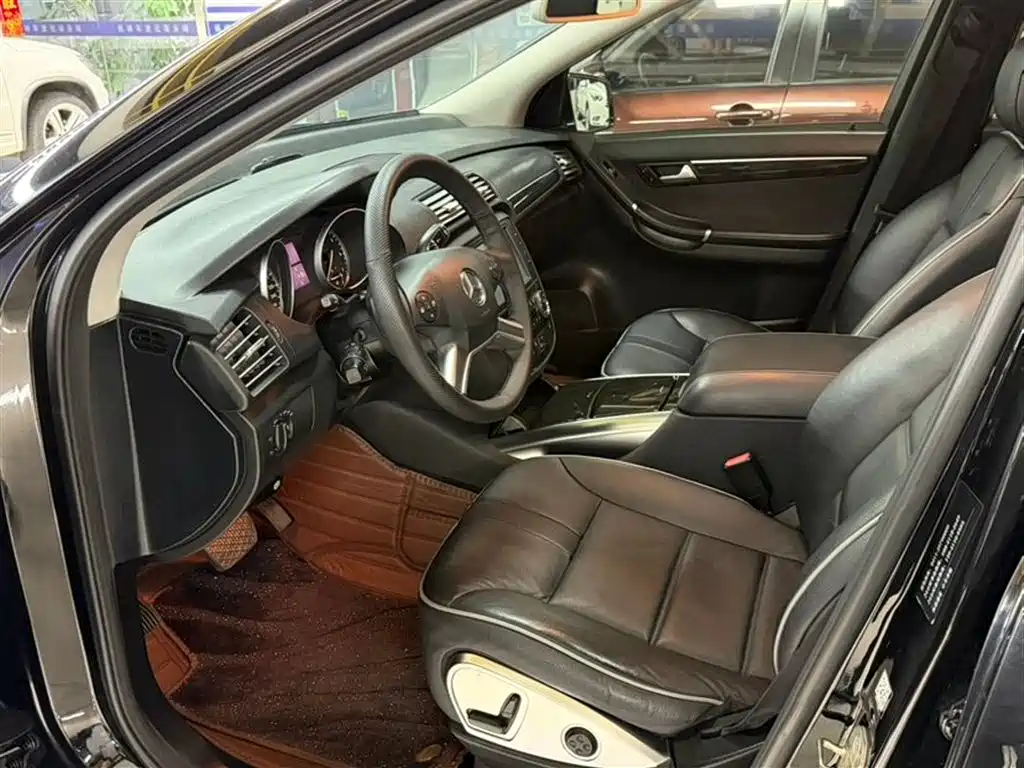 Mercedes-Benz R-Class 2015 — фото 9