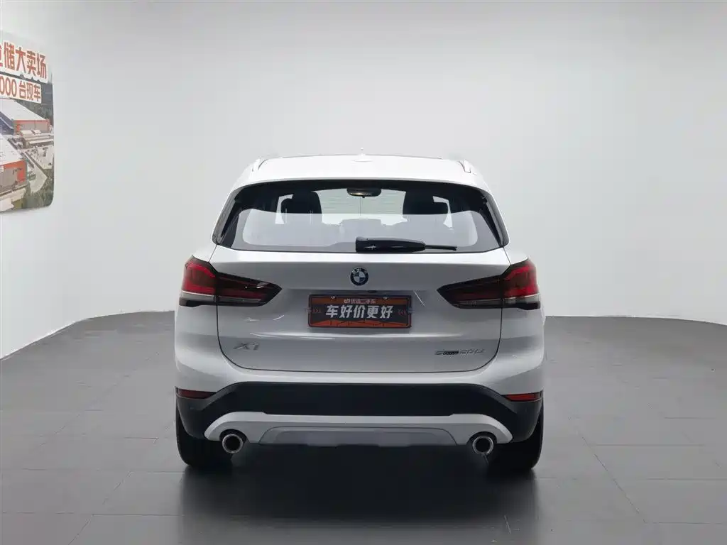 BMW X1 2021 — фото 4