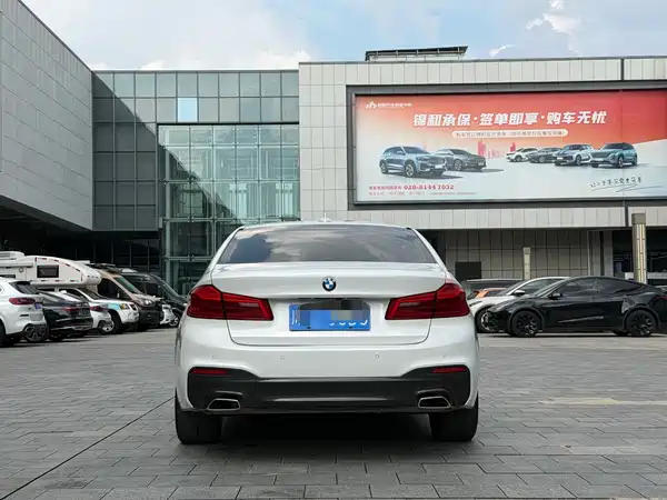 BMW 5 Series 2019