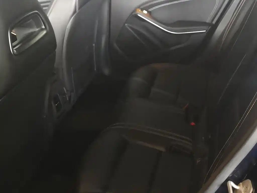 Mercedes-Benz GLA 2017 — фото 12