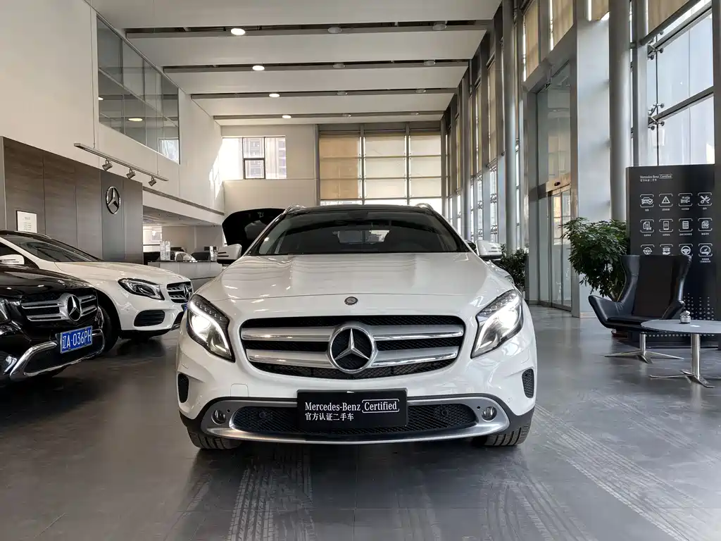 Mercedes-Benz GLA 2016 — фото 2