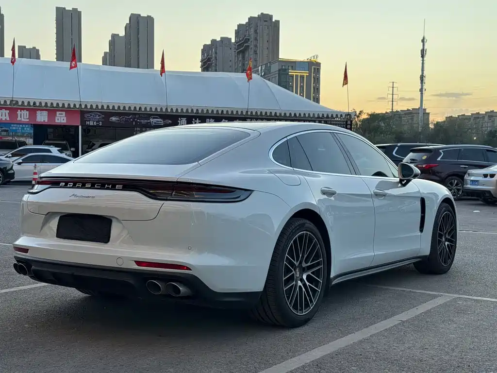 Porsche Panamera 2022 — фото 14