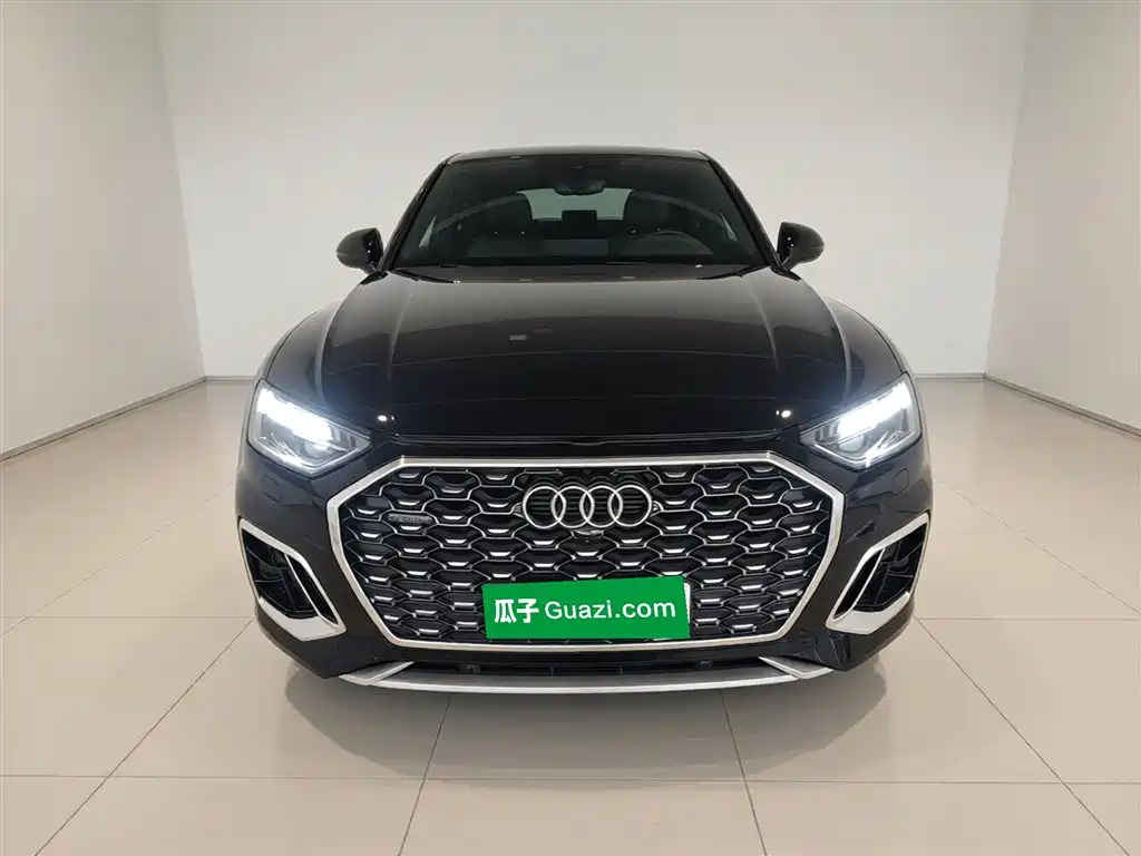 Audi Q5L Sportback 2022 — фото 3