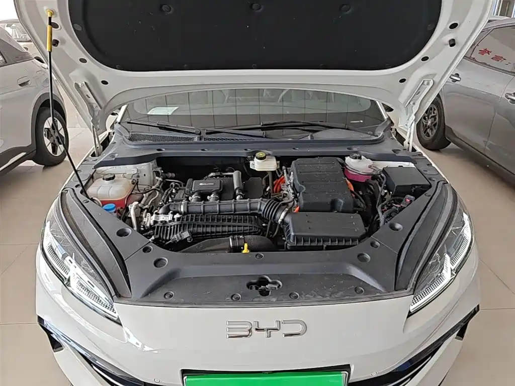 BYD Seal 06 2025 — фото 20