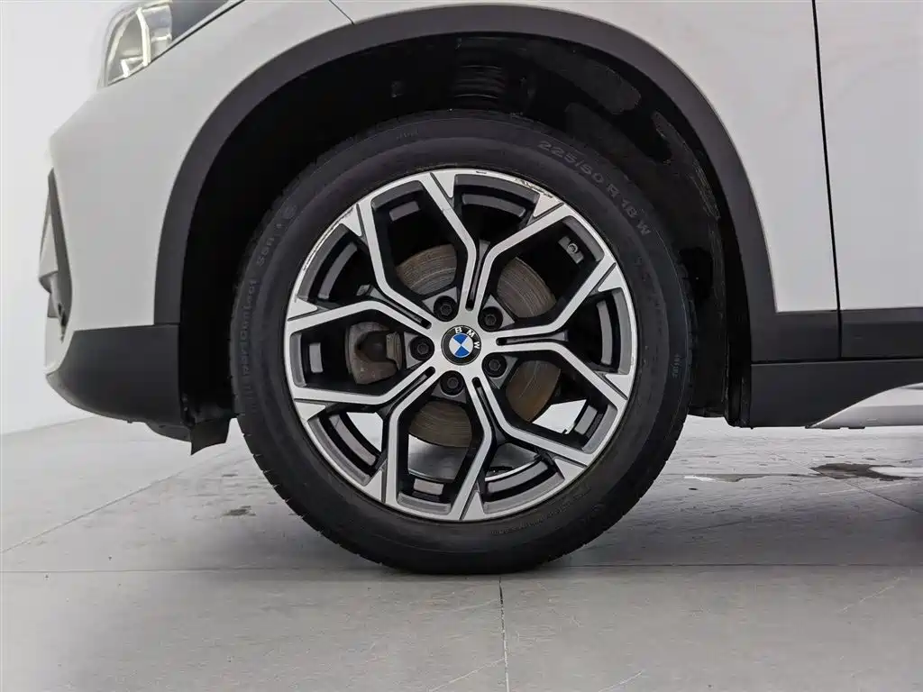 BMW X1 2021 — фото 17