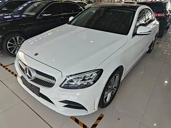 Mercedes-Benz C-Class 2020
