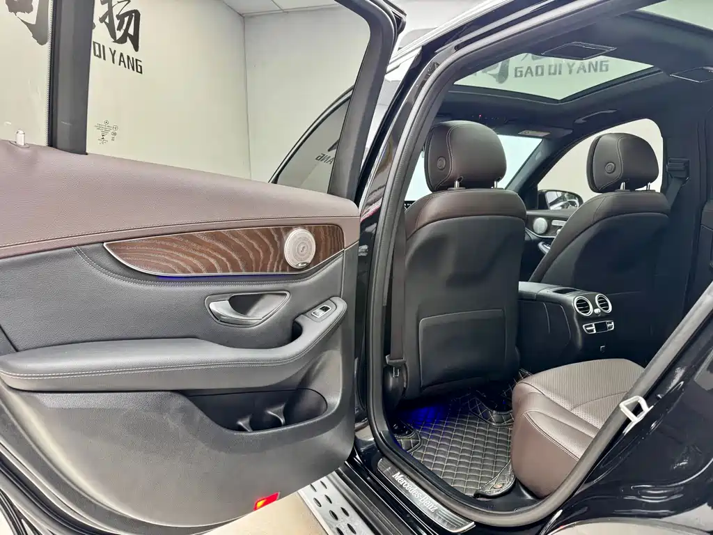 Mercedes-Benz GLC 2020 — фото 10
