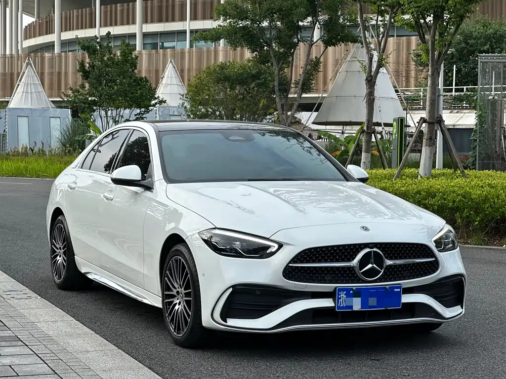 Mercedes-Benz C-Class 2022 — фото 3