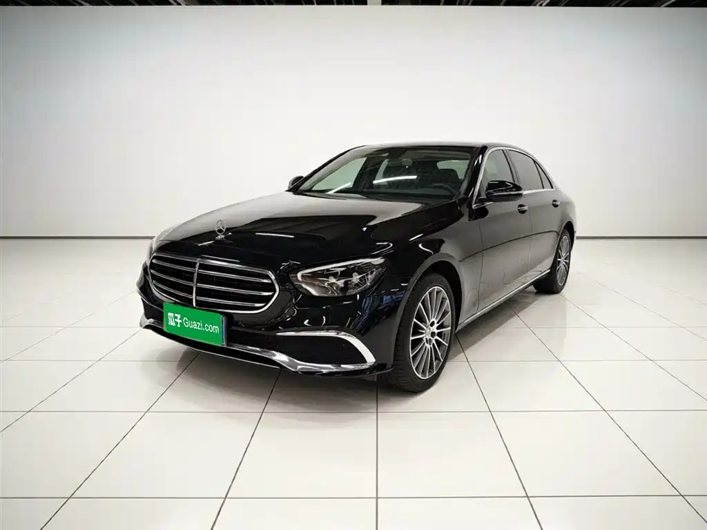 Mercedes-Benz E-Class 2023 — фото 1