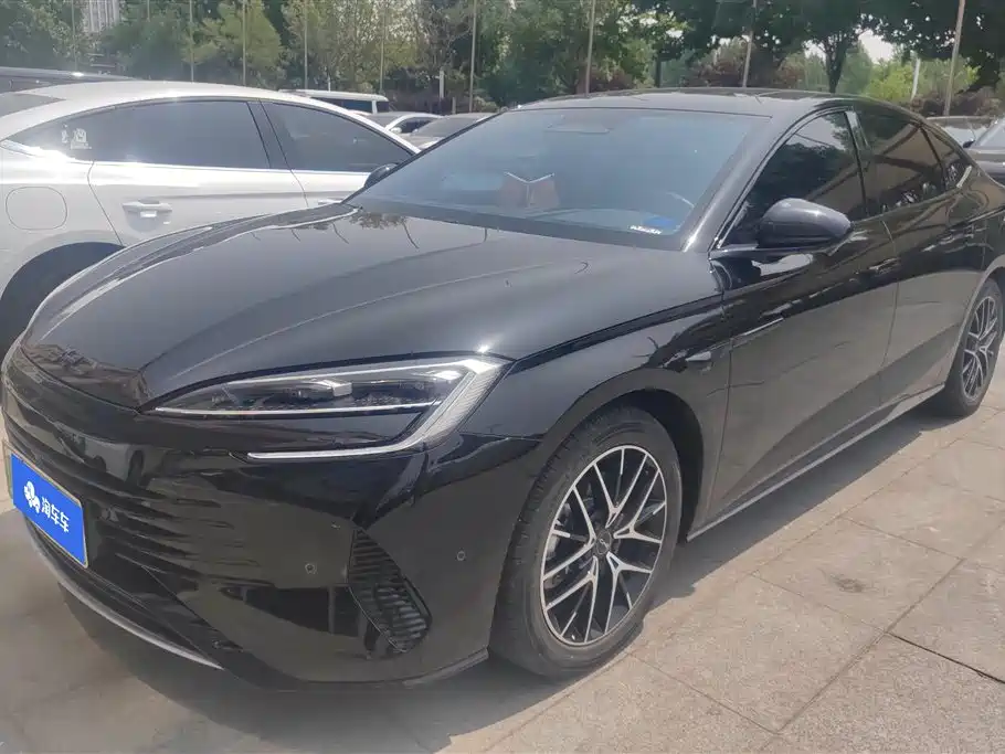 BYD Seal 07 DM-i 2025