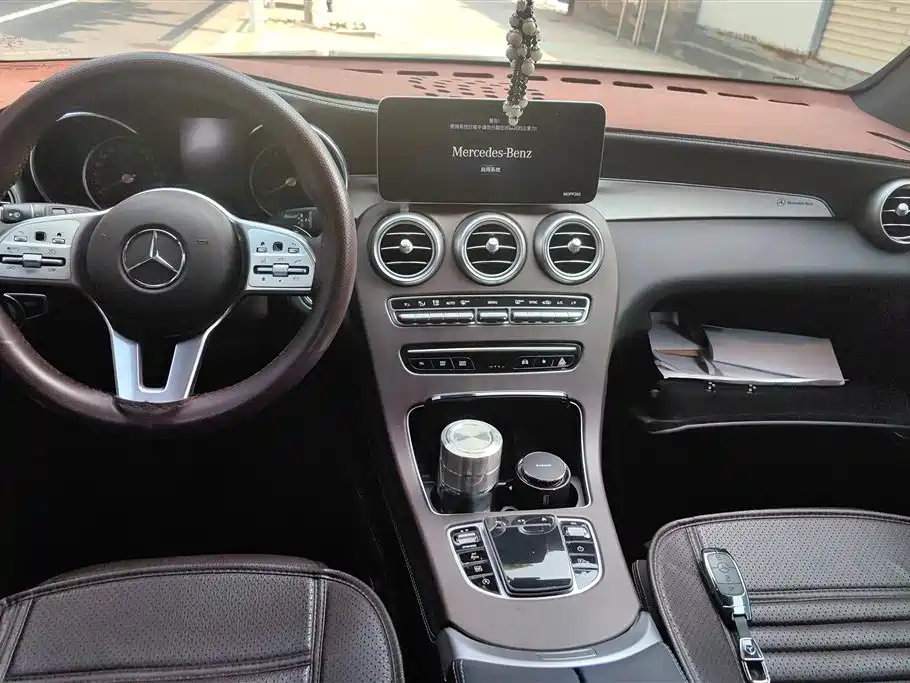 Mercedes-Benz GLC 2020 — фото 12