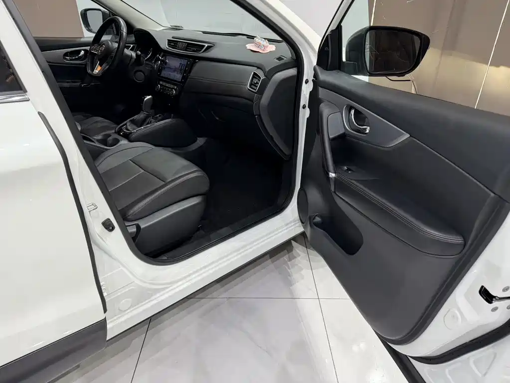 Nissan Qashqai 2023 — фото 19