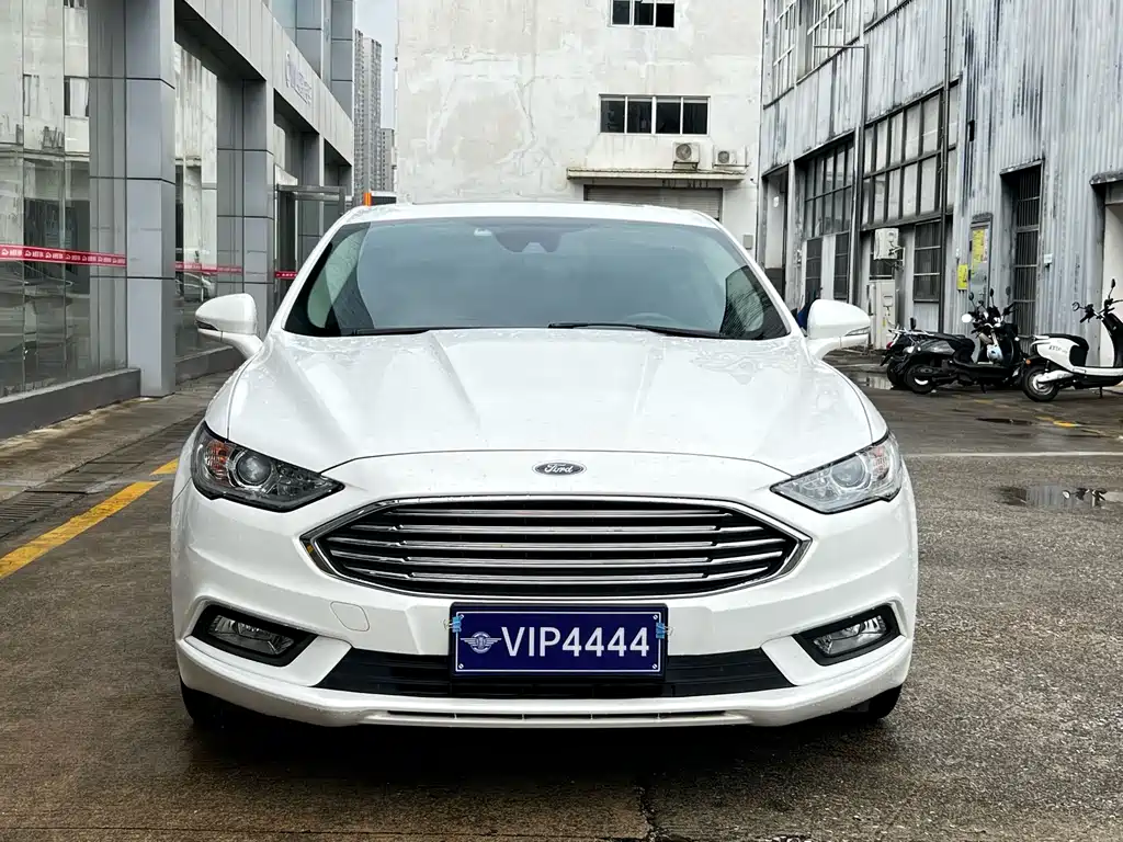 Ford Mondeo 2017 — фото 2